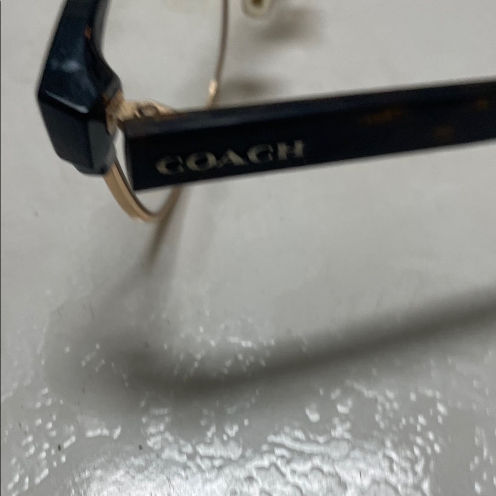 CoachWomen's Glasses model 5432Black Frame ,Gold Accents. 53. 17 135. Pre- owned - Picture 2 of 6
